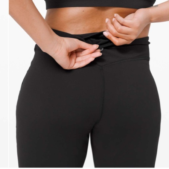 Lululemon Align High-Rise Jogger Crop in Black 23” - Picture 2 of 10